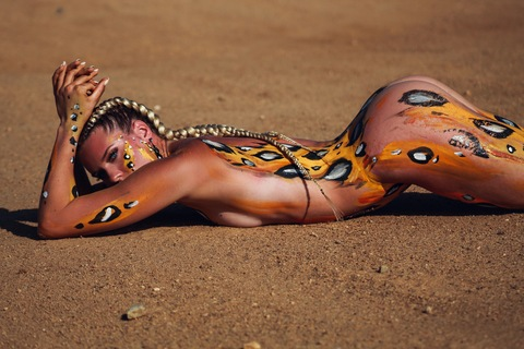 Gambar header OnlyFans alyshanewman