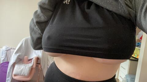 OnlyFans başlık resmi ameliamaymilktits