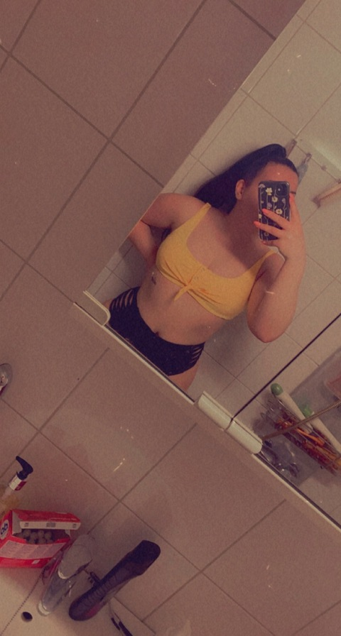 aminasplayroom님의 OnlyFans 헤더 사진