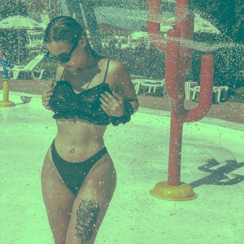 OnlyFans header picture ana.kush