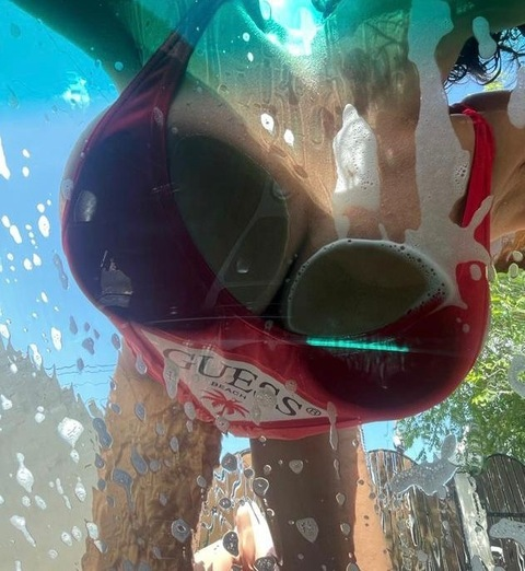 Header afbeelding van OnlyFans anaisbrook