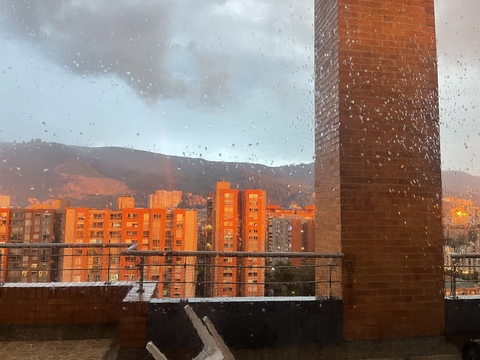 ओन्लीफैंस हैडर चित्र angela_5_5