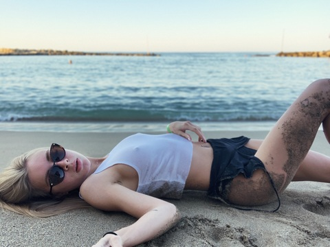 OnlyFansヘッダー画像angelll_a11