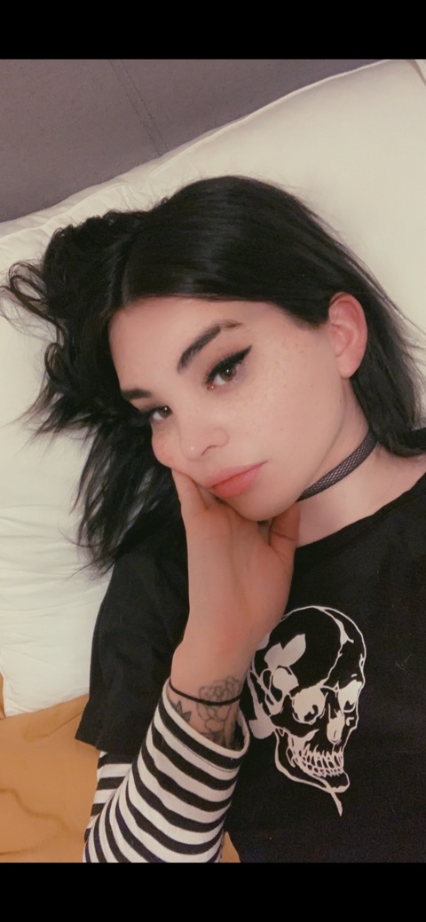 OnlyFans header picture angelvioletxo