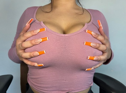 ओन्लीफैंस हैडर चित्र annastackzz