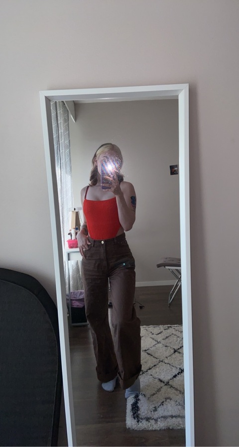 OnlyFansヘッダー画像annikomi