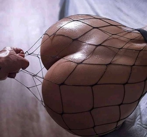 OnlyFans header picture ariamoonlu