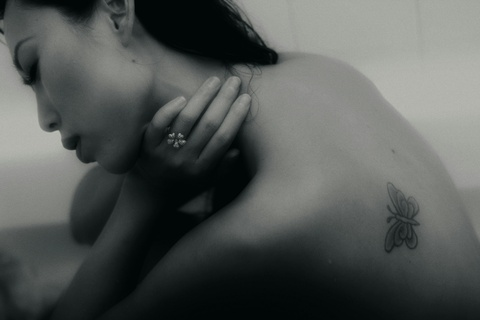 OnlyFans header picture ayakofuji