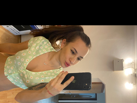 OnlyFans başlık resmi ayshafree