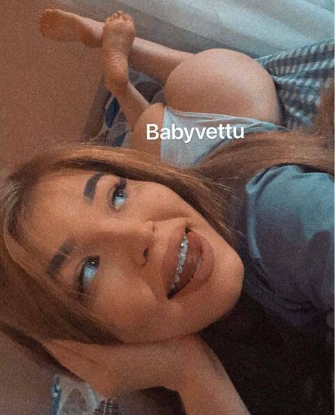 ओन्लीफैंस हैडर चित्र babyvetty