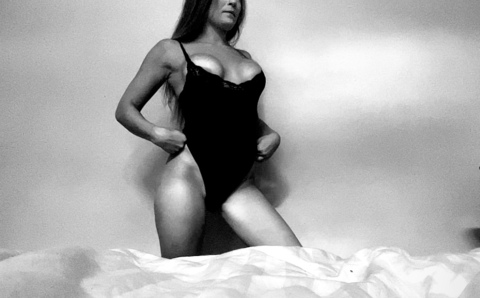 OnlyFans header picture badblondiebabeee