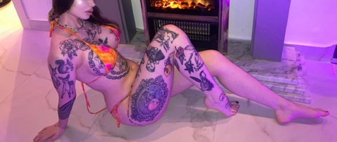 Снимка за заглавие на OnlyFans bambival