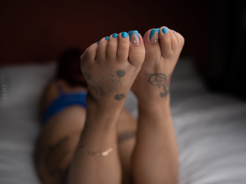 ओन्लीफैंस हैडर चित्र beautiifulliza