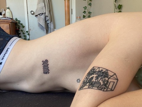 Imagem do cabeçalho do OnlyFans de becasmushie