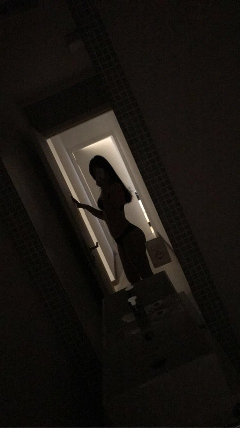 OnlyFans header picture belula