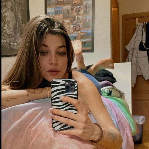 OnlyFans header picture bertirukii