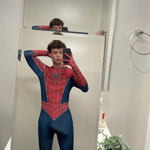 Фото заголовка OnlyFans blazegray