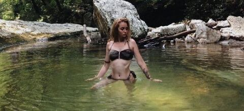 Imagem do cabeçalho do OnlyFans de blondebaby56