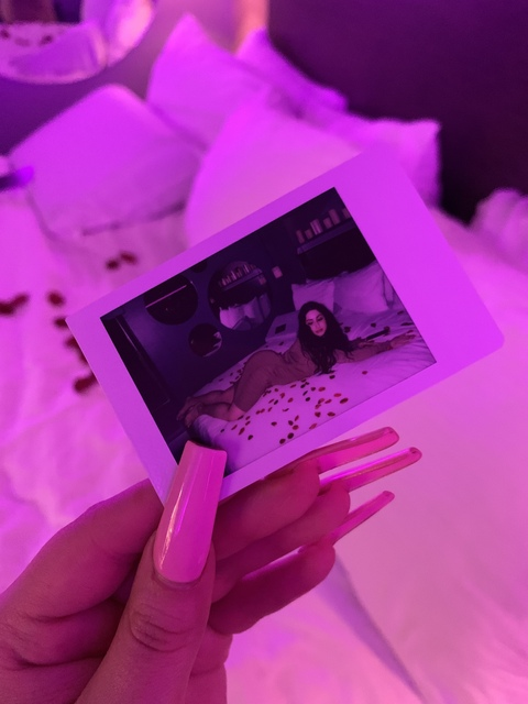 ओन्लीफैंस हैडर चित्र blue.emm