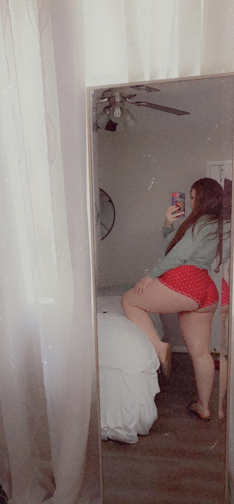 OnlyFans header picture blueeyedbabez