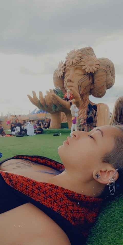 OnlyFans header picture brattyluna