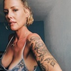 OnlyFansのプロフィール写真 breastmom