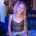 OnlyFansのプロフィール写真 british.braless.hotwife