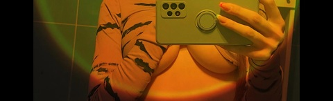 Immagine dell'header di OnlyFans calina0045