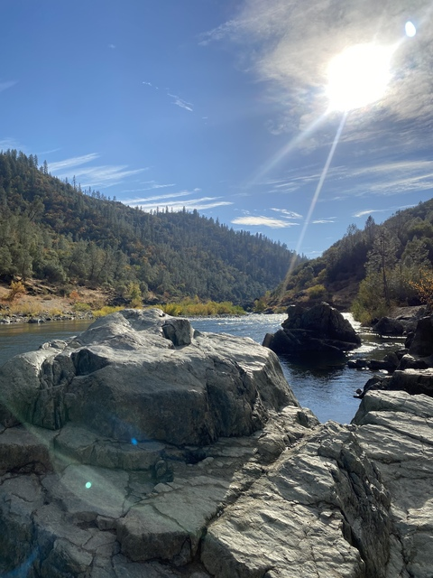 ओन्लीफैंस हैडर चित्र caliproud_1