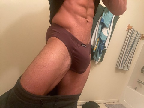 Photo d'en-tête OnlyFans de cam.mom