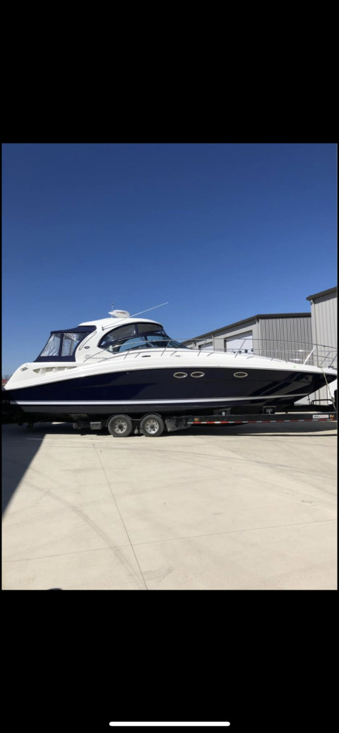 ओन्लीफैंस हैडर चित्र captmike1