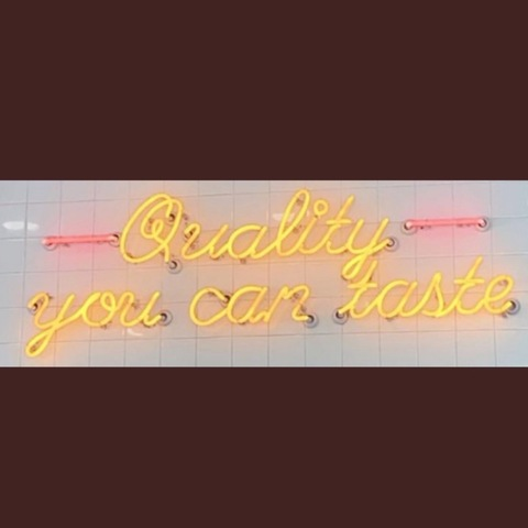 ओन्लीफैंस हैडर चित्र casielace