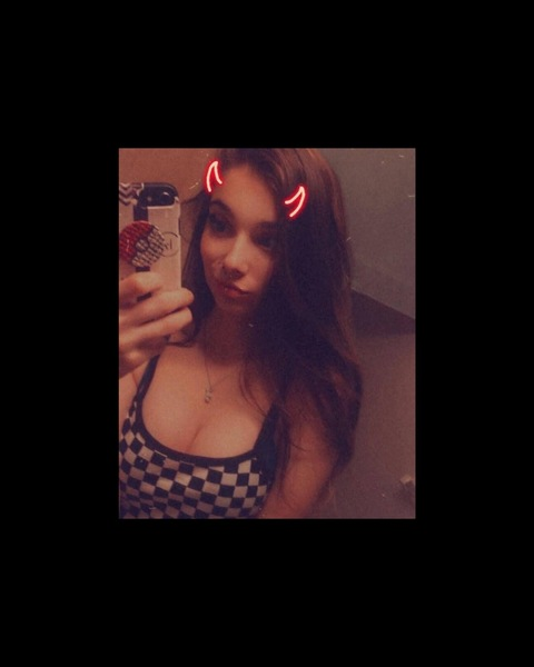 OnlyFans header picture chelseajb