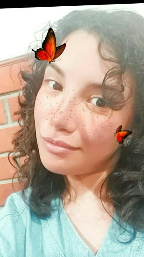 ओन्लीफैंस हैडर चित्र chinichinichini