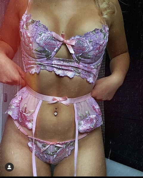 Immagine dell'header di OnlyFans chlo12345