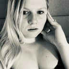 OnlyFansのプロフィール写真 cristiacandy