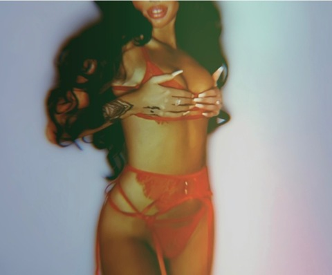 Фото заголовка OnlyFans daissmayyxx