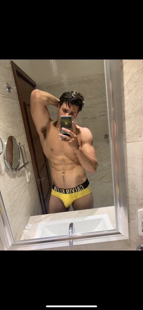 OnlyFans header picture danpadillamx1