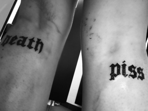 ओन्लीफैंस हैडर चित्र deathbypiss