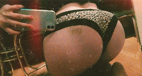 OnlyFans header picture devilslilsis