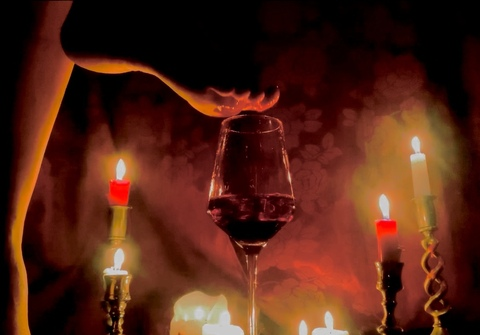 OnlyFans header picture divinefilth