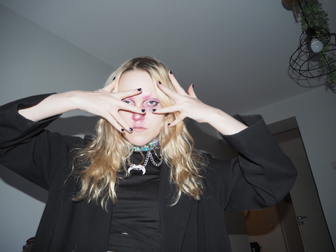 ओन्लीफैंस हैडर चित्र djserialkitty