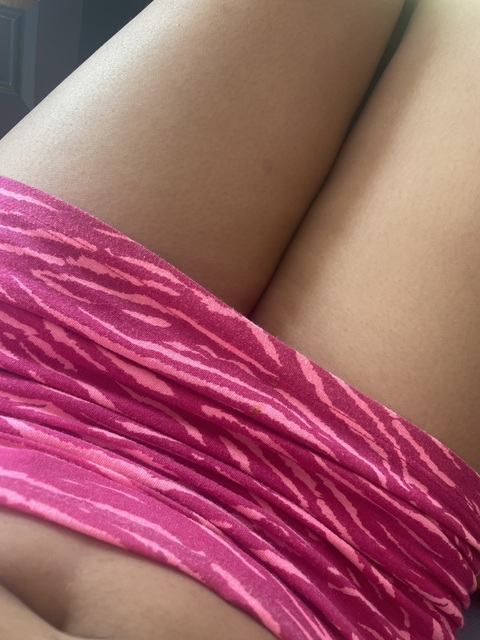 ओन्लीफैंस हैडर चित्र dolli613