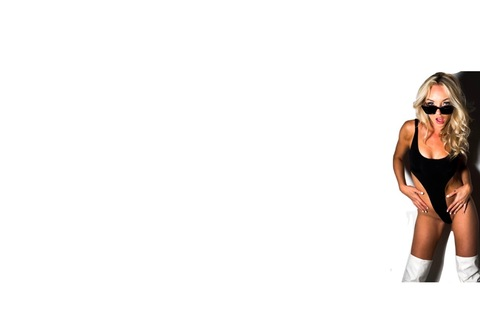 Imagem do cabeçalho do OnlyFans de dopewithbaby