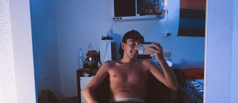 Gambar header OnlyFans elmarfilin