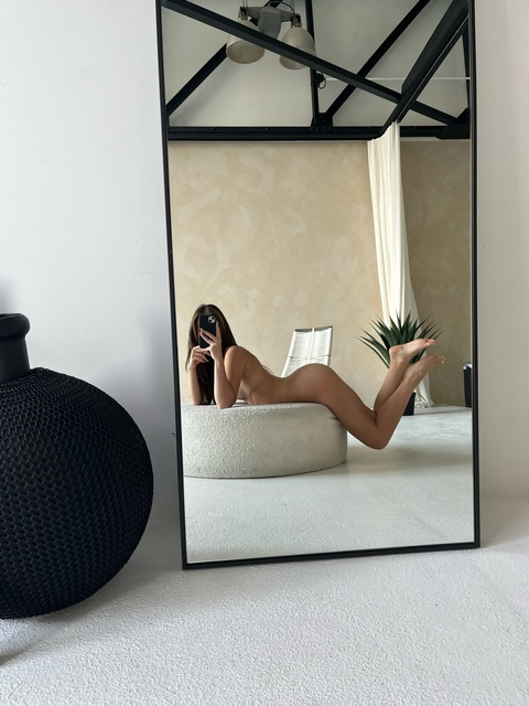 Imagem do cabeçalho do OnlyFans de emmm21