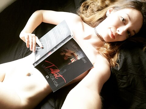 OnlyFans header picture esthergrecuero