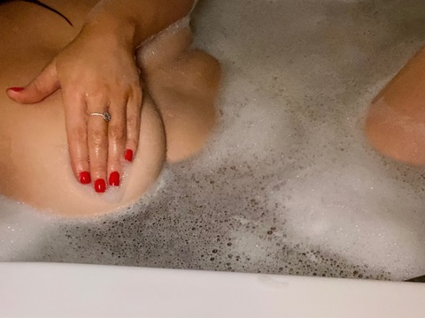 Gambar header OnlyFans evex21