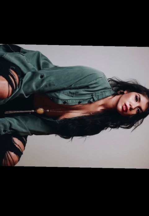 OnlyFans header picture feelmyinnerg