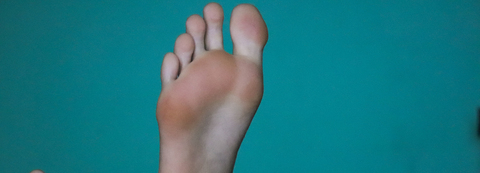 OnlyFans header picture feetbecks